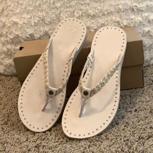 Ugg flip flops or Sandals